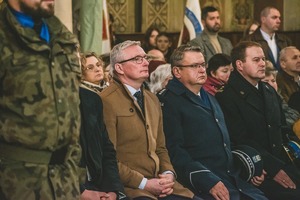 Delegacja Komendy Powiatowej Policji w Sanoku podczas uroczystości Narodowego Święta Niepodległości w Sanoku.
