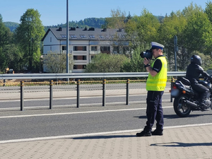 Sanoccy policjanci podczas działań Długi Majowy Weekend.