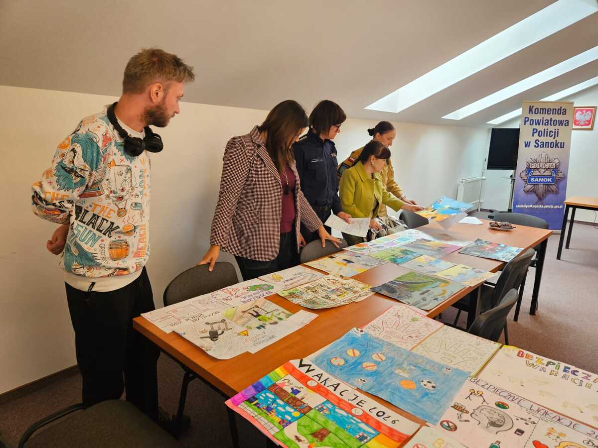Rozstrzygnięto konkurs plastyczny Bezpieczne Wakacje 2026 w Sanoku